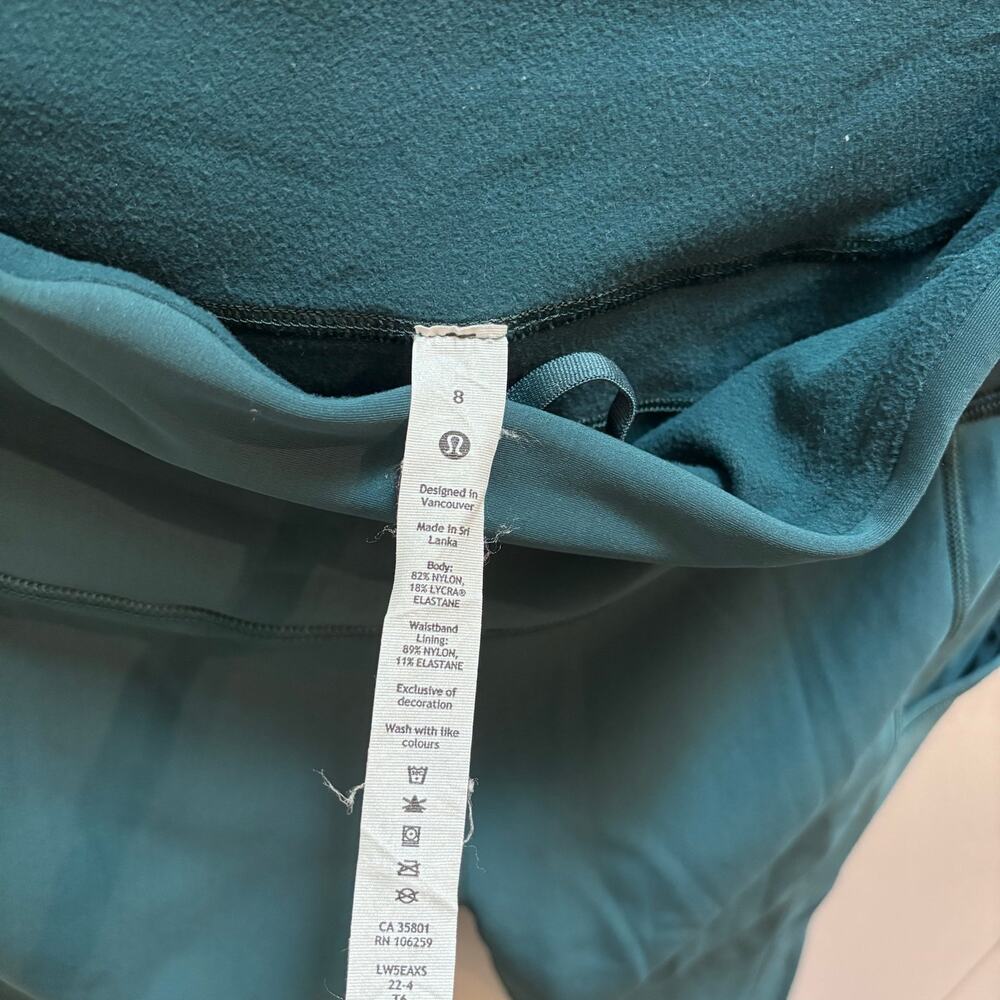 Lululemon Fast and Free High-Rise Thermal Tight 25" (5 Pocket) in Green Jasper - Picture 4 of 7